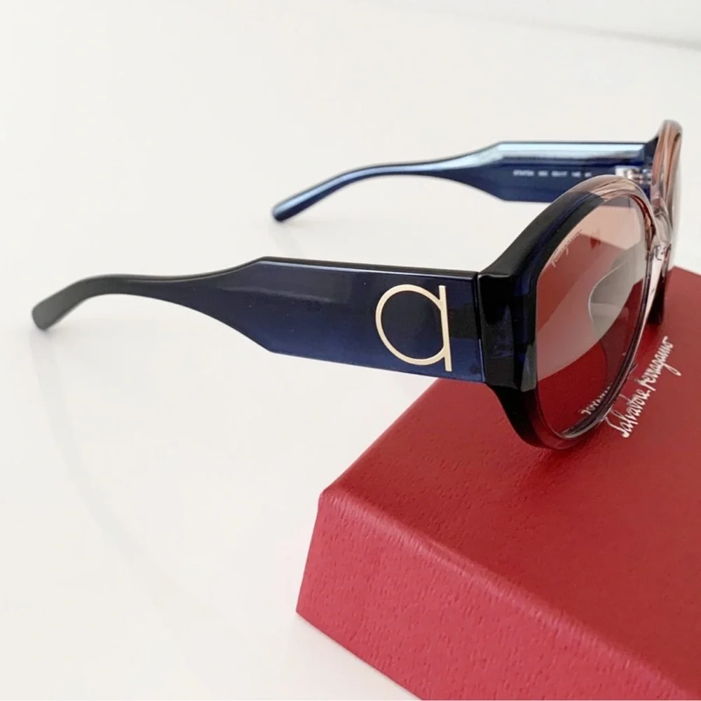 Salvatore Ferragamo Women's Gradient Brown Round Sunglasses